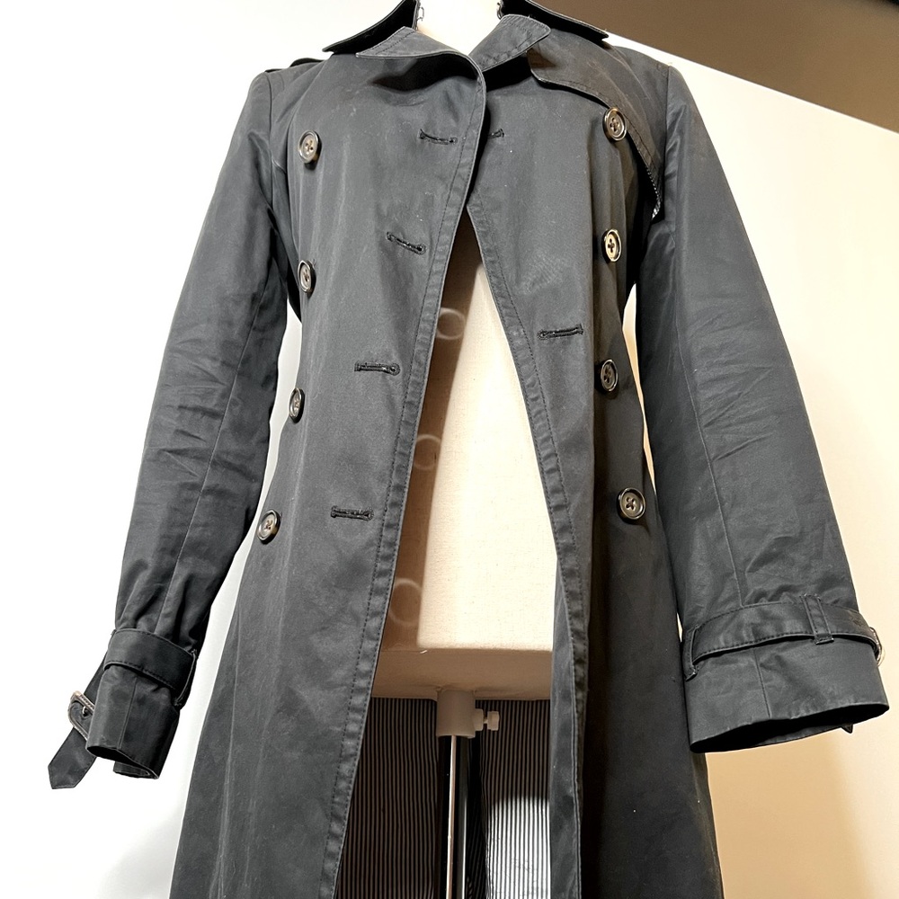 Banana republic size small trenchcoat